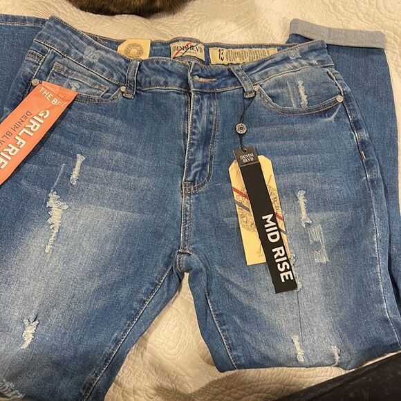 👖- DENIM BLVD Size 13 Distressed/ripped mid-rise / Girlfriend Jeans - Picture 3 of 15